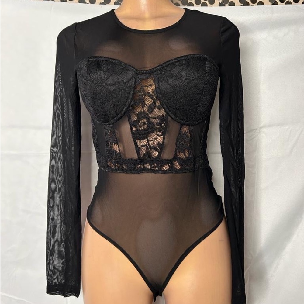 Mesh long sleeve body, stretchy, two color available